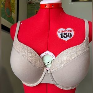 Victoria’s Secret perfect shape bra